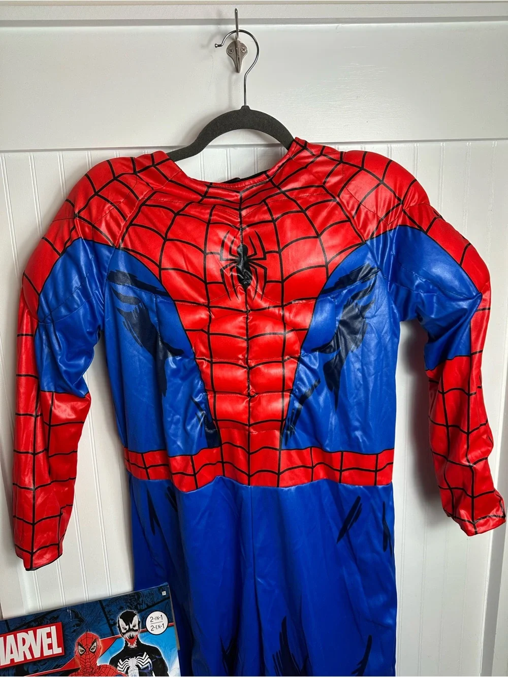 Marvel Spider-Man Reversible Costume with Black Venom Side.. Child Large 12-14